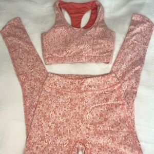 Gymshark Pink Fleur Pattern Set